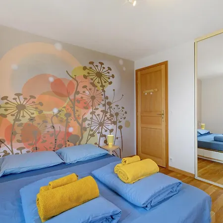 Petit Coin De Paradis Avec Piscine Дом отдыха *